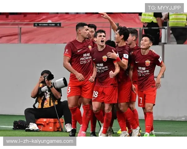 上海海港外援组合依旧强势，卫冕之路已不可阻挡